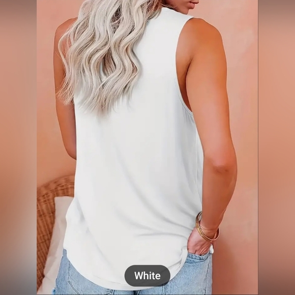 Barbie tshirt - Picture 2 of 3